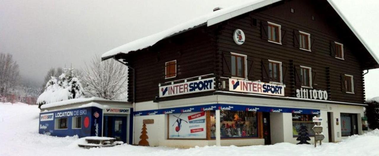 Place Royale Pour 10 A 12 Personnes A 30 Met Des Pistes De Ski Et Vtt Métabief Екстериор снимка